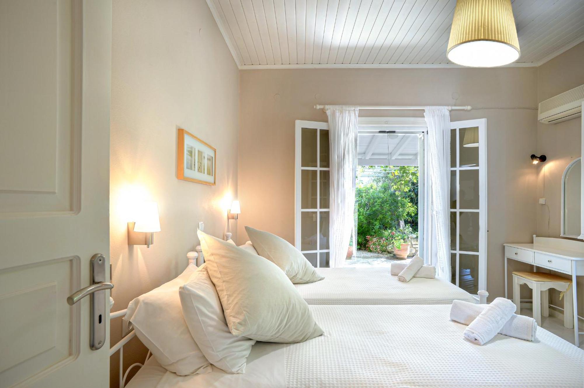 Lioniskari Seaviews - Paxoi'S Private Pool Oasis Villa Porto Ozias Ngoại thất bức ảnh